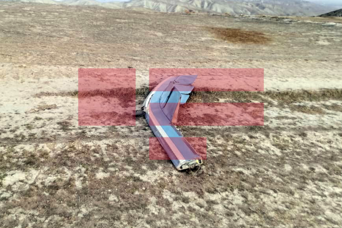Обломки разбившегося вертолета ГПС