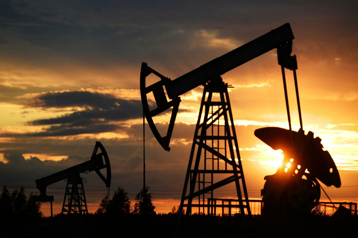 Цена нефти марки Brent приближается к $82 за баррель