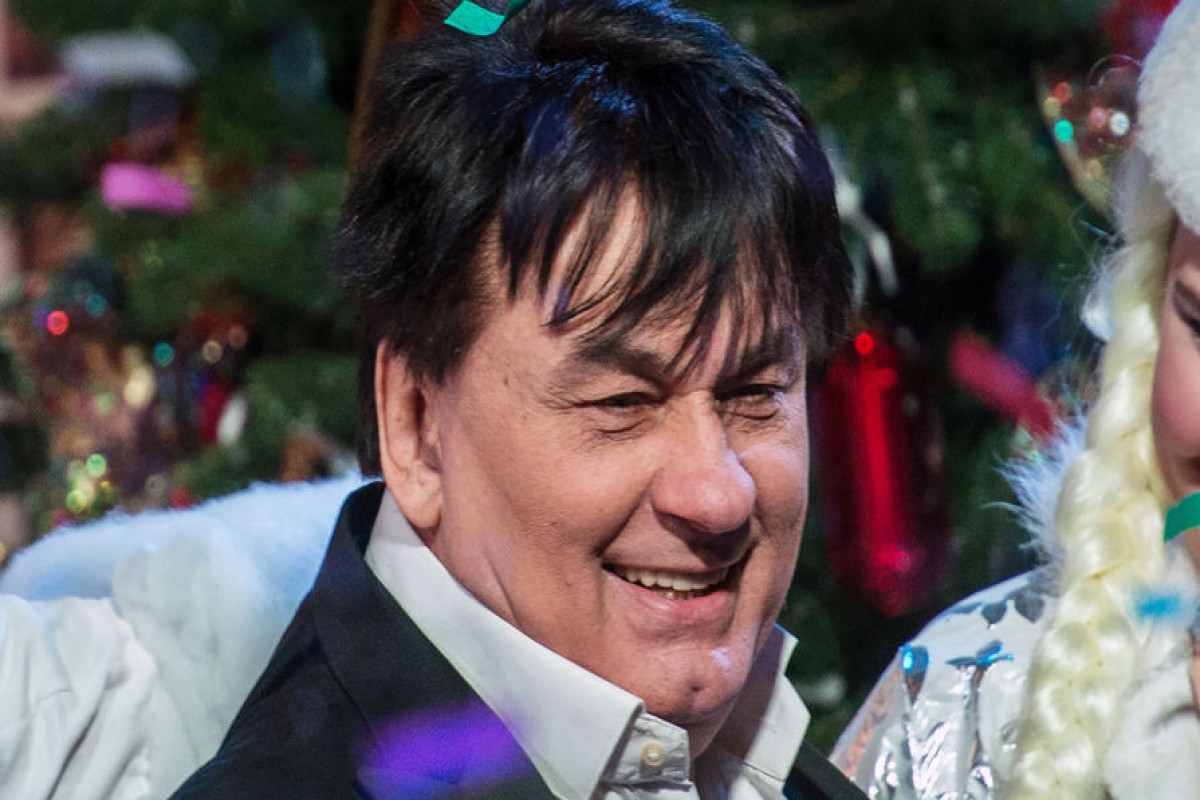 Александр Серов