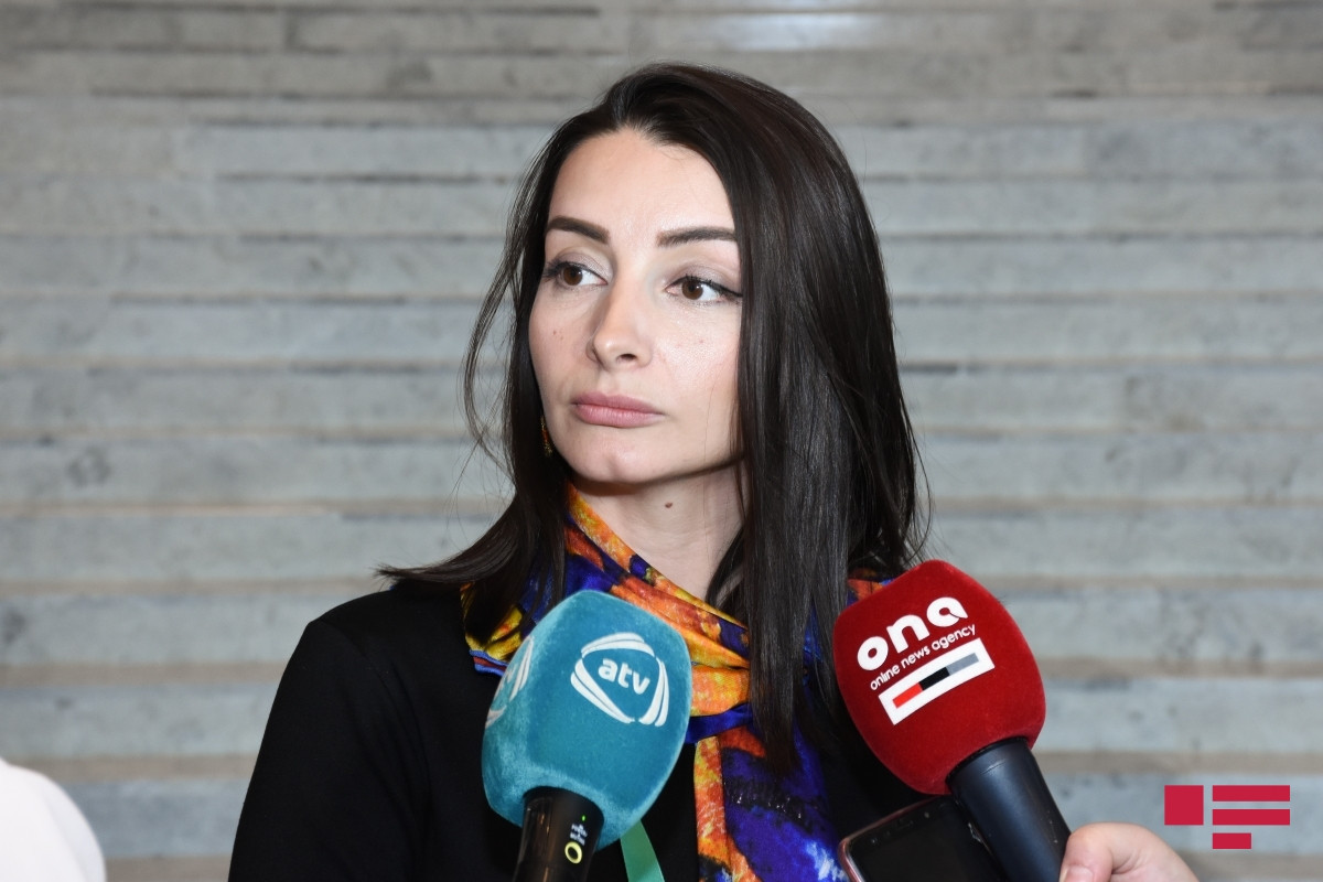 Начальник управления пресс-службы МИД Азербайджана Лейла Абдуллаева