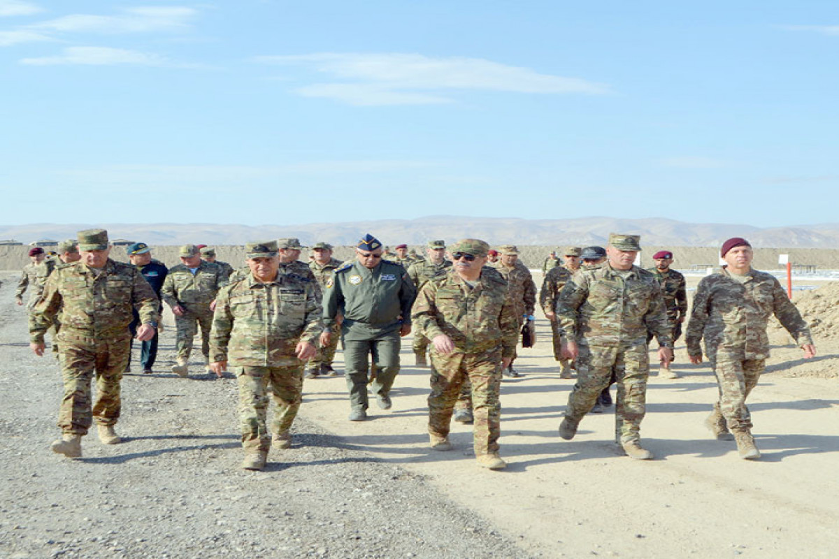 Генералы понаблюдали за учениями спецназовцев Азербайджана, Турции и Пакистана