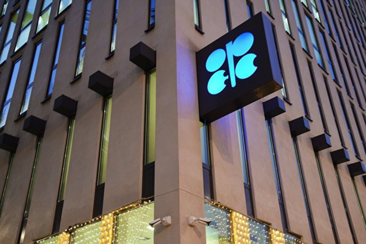 Страны ОПЕК+ согласовали увеличение добычи нефти в сентябре на 100 тыс. б/с