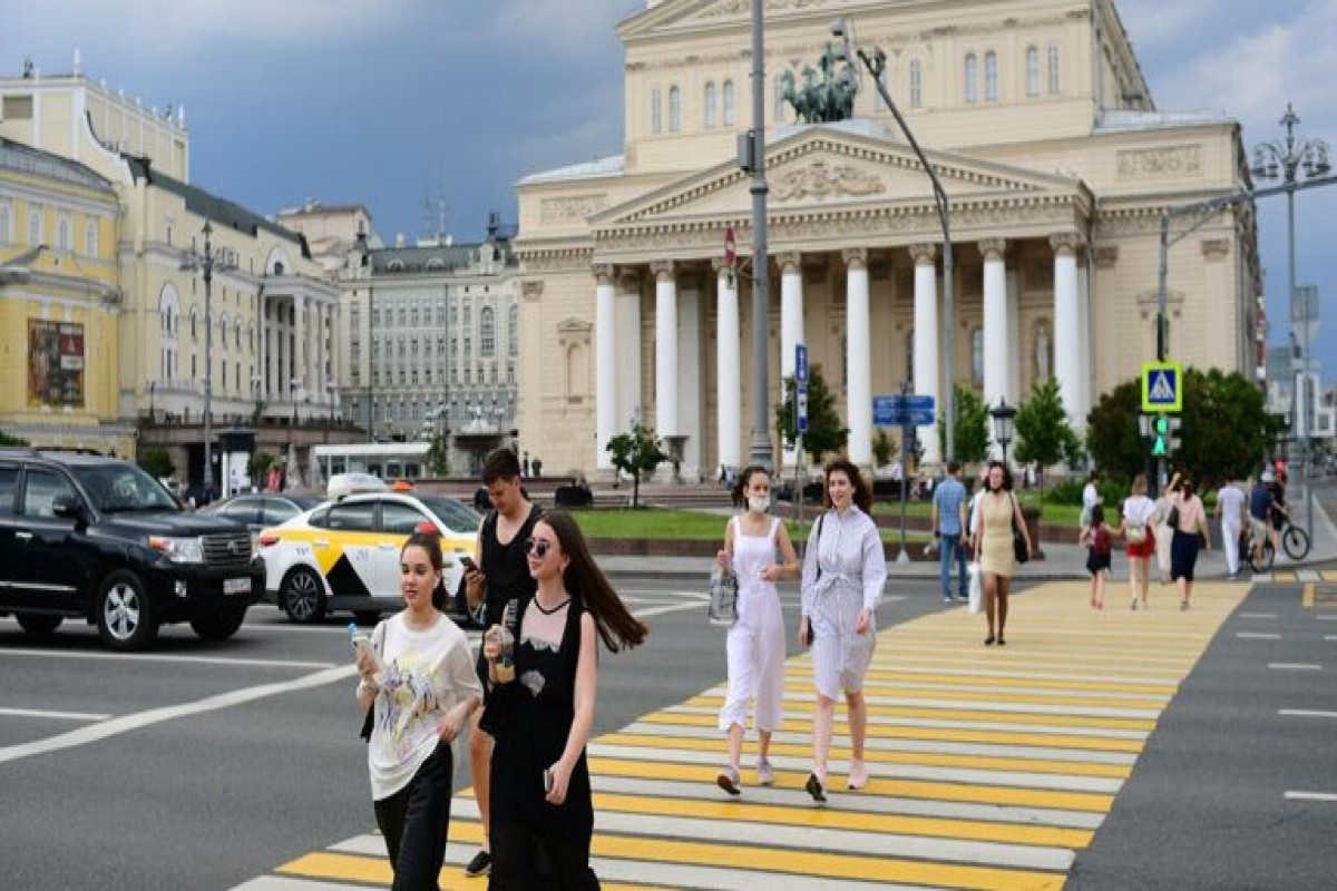 МЧС России предупредило население в связи с аномальной жарой в Москве