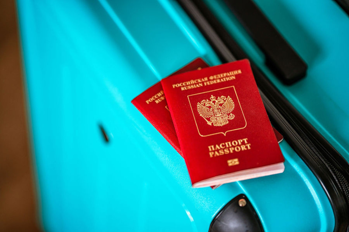 Россия приостановила выдачу биометрических загранпаспортов за рубежом