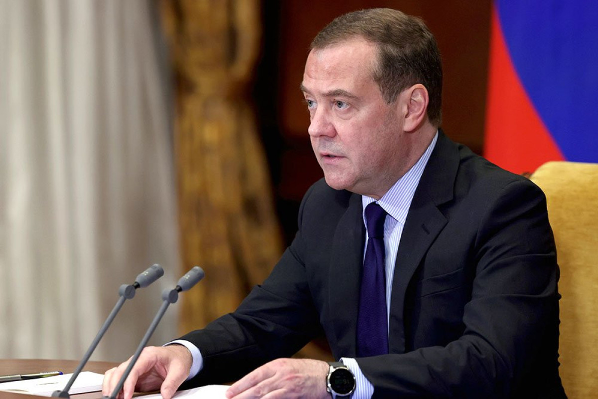 Дмитрий Медведев