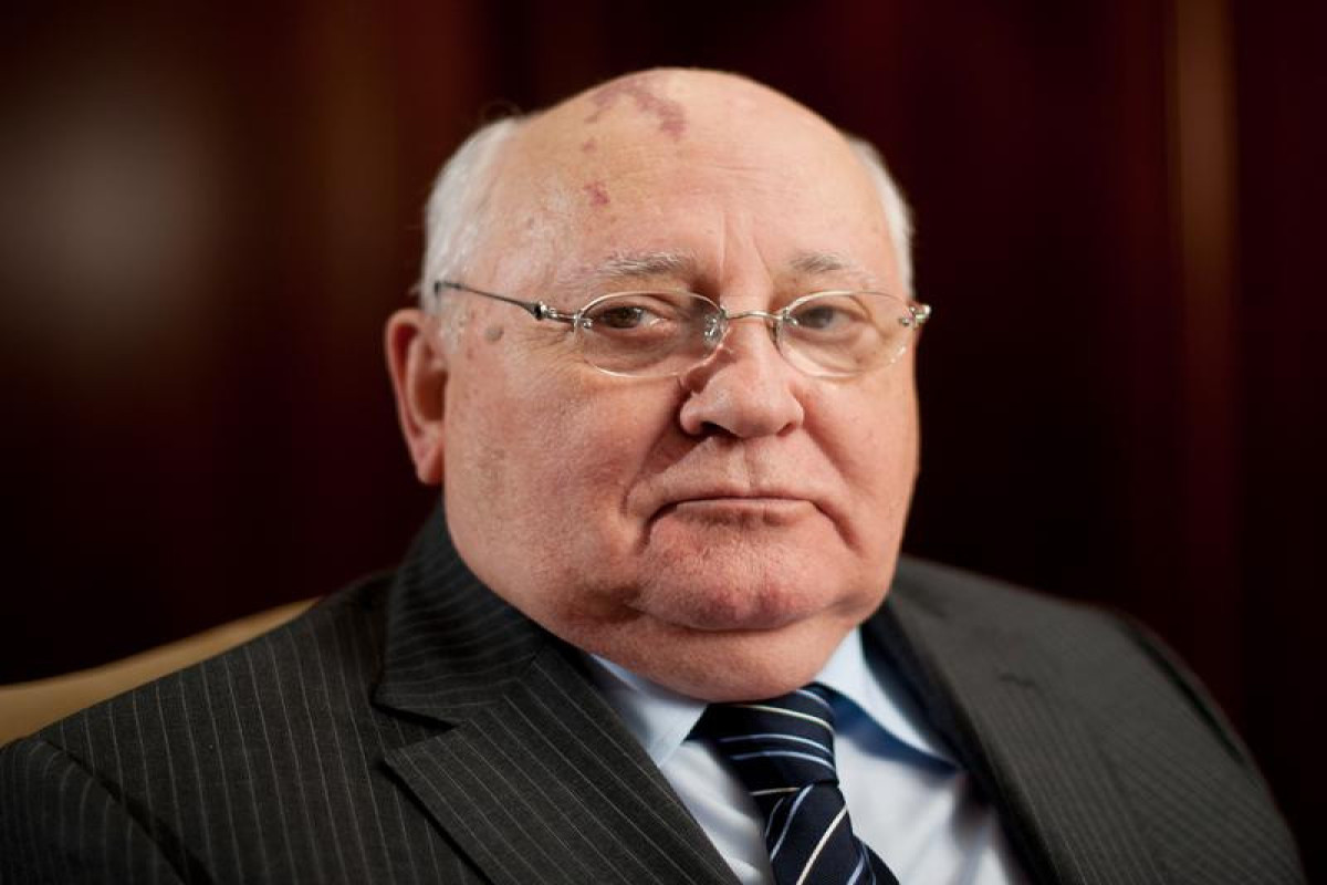 Михаил Горбачев