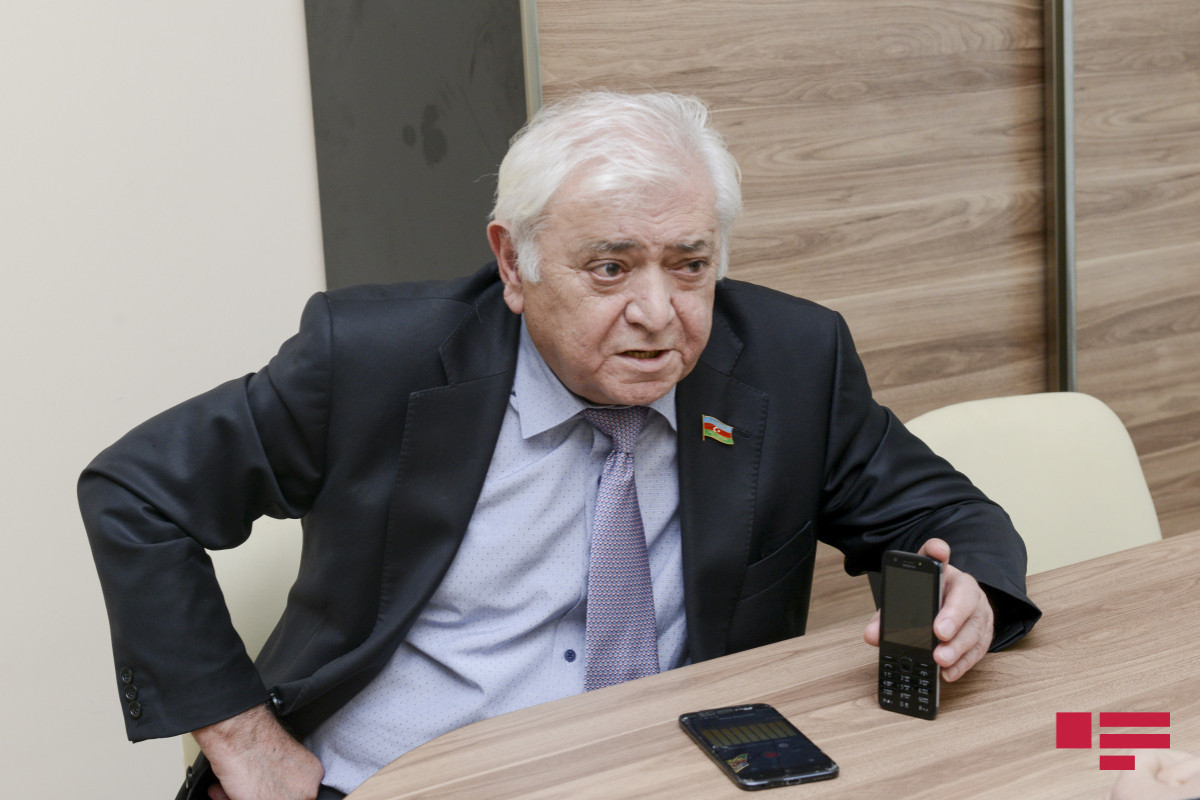 Агиль Аббас