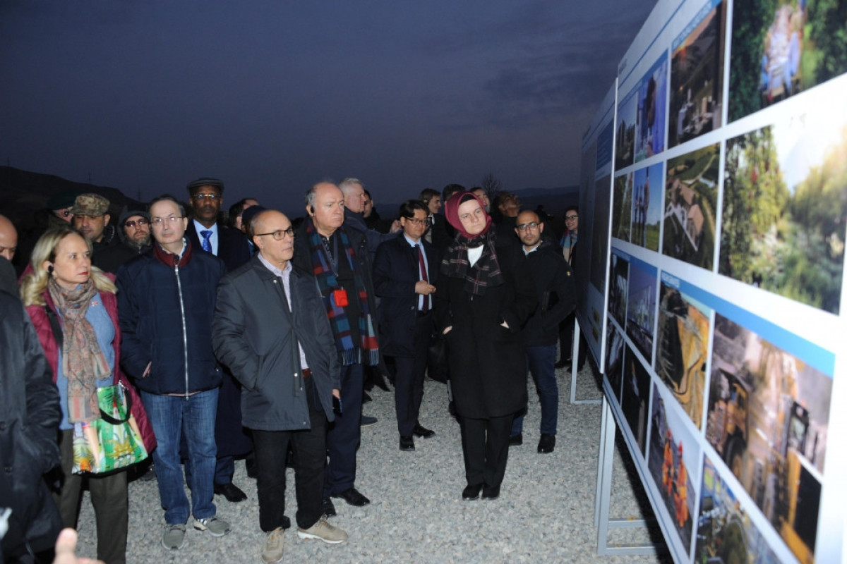 Аккредитованные в Азербайджане дипломаты и военные атташе совершили поездку в Зангилан и Губадлы