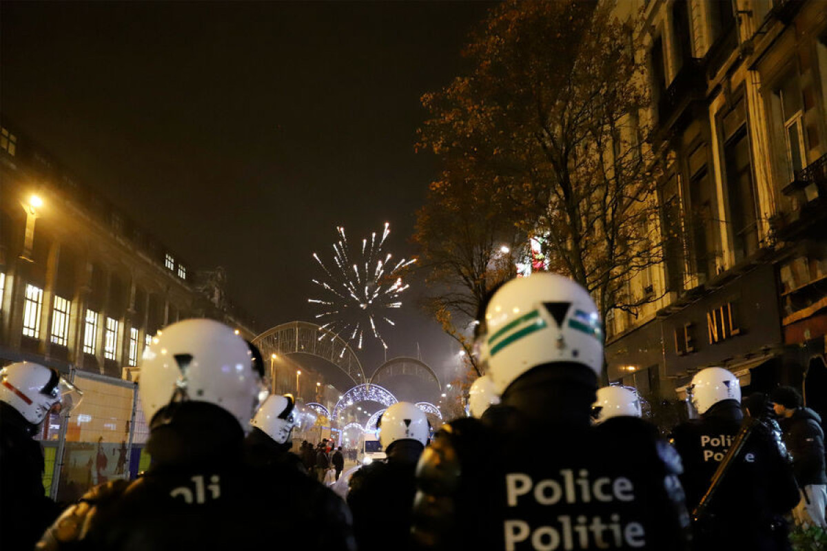 Во Франции более 170 человек задержали за беспорядки после матчей ЧМ
