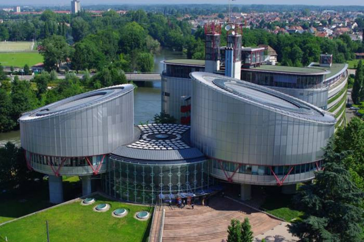 Азербайджан представил в ЕСПЧ факты о собственности, уничтоженной армянами в Лачине