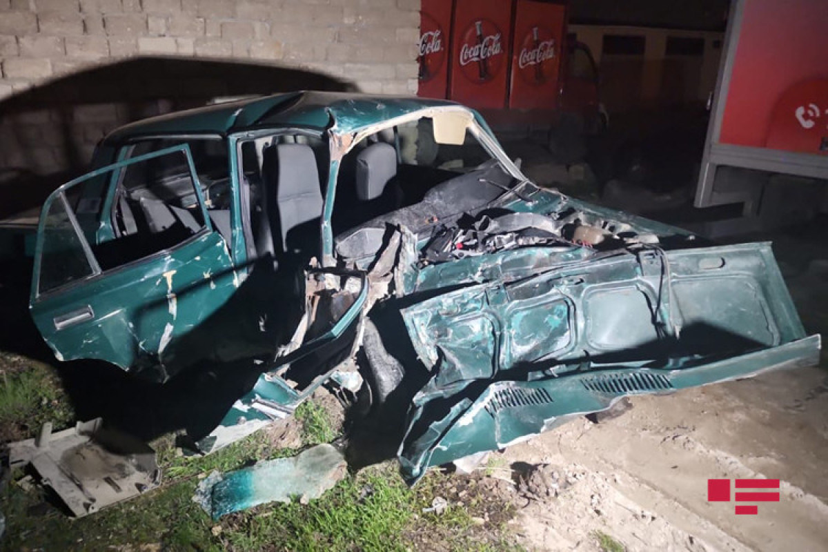 В Баку столкнулись два автомобиля, погибли 3 человека -ОБНОВЛЕНО -ФОТО 