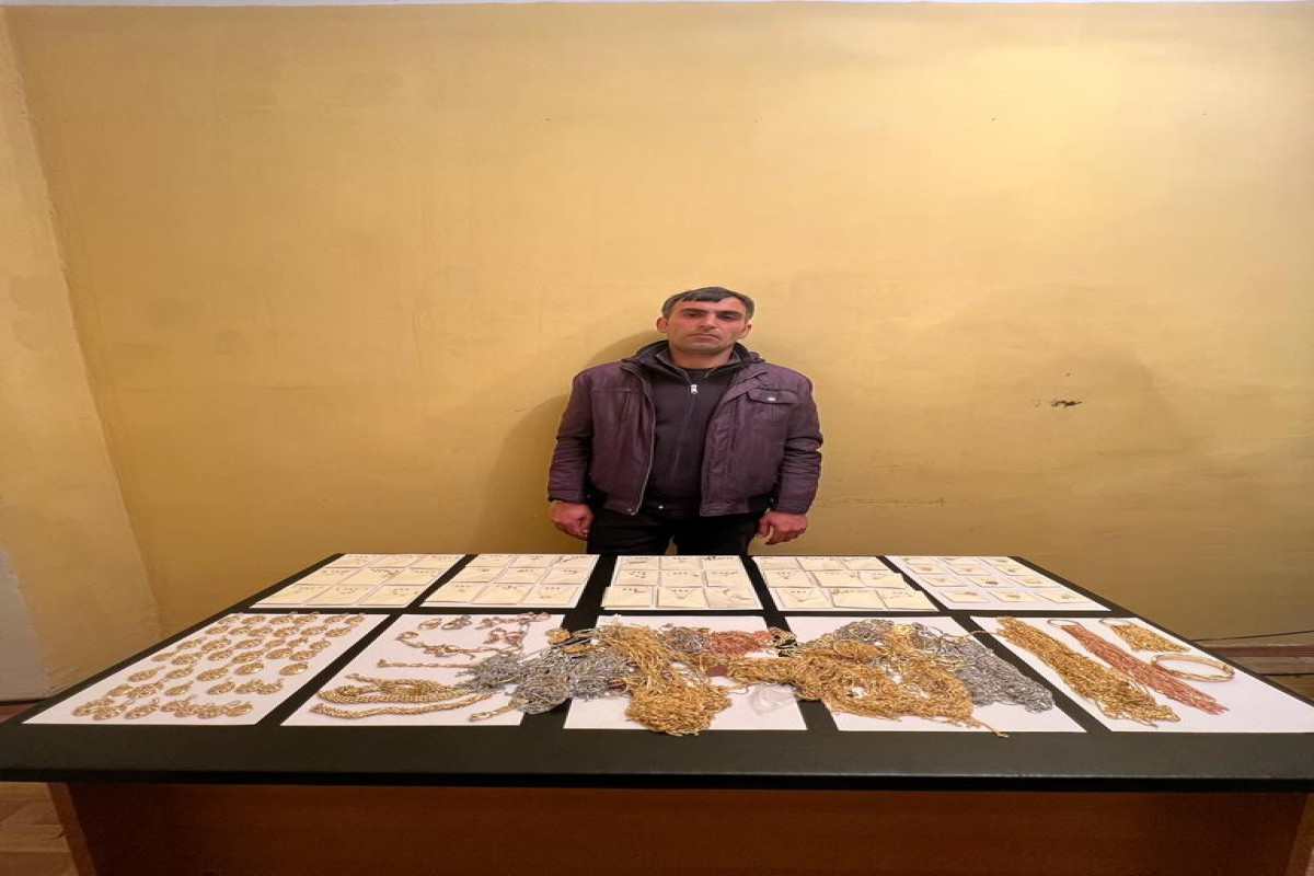 Задержан человек, пытавшийся переправить через границу с Ираном 2 кг драгоценных изделий - ФОТО 