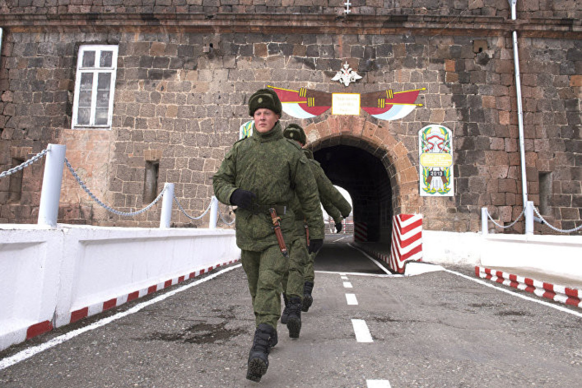 Армения угрожает заблокировать российскую военную базу в Гюмри