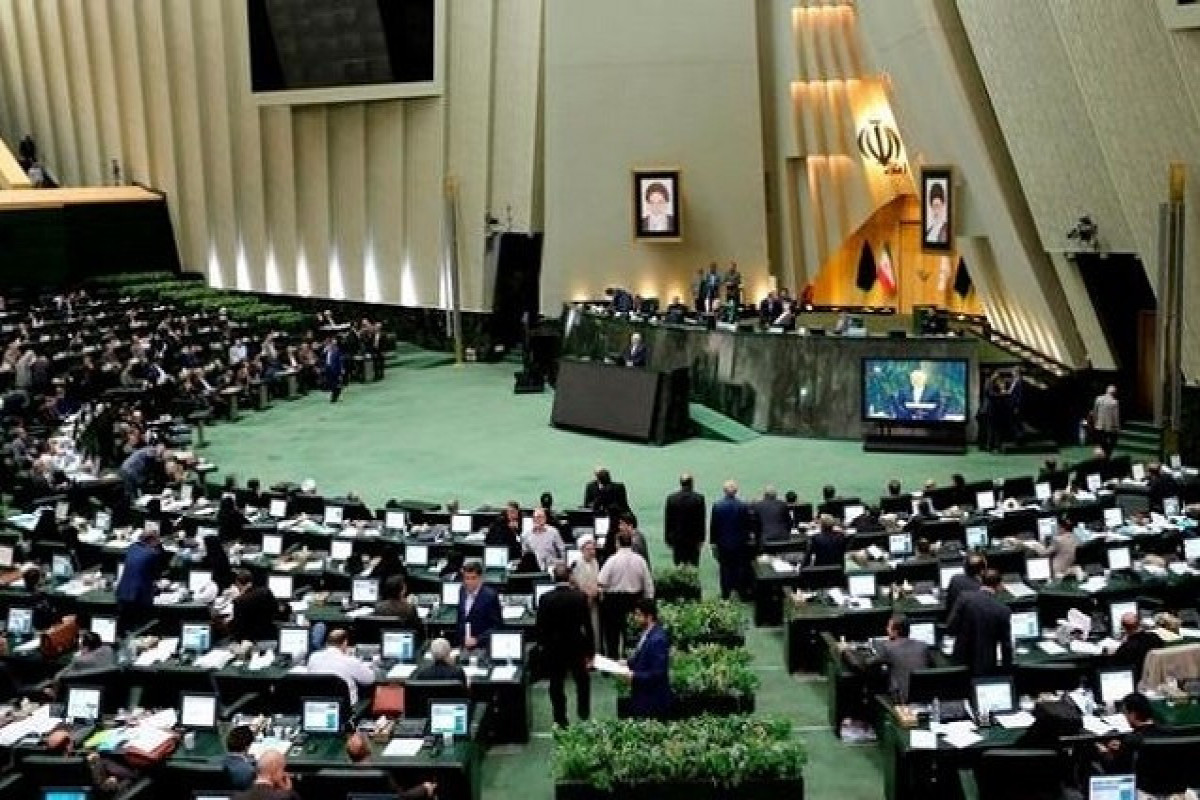 47 депутатов иранского парламента заразились коронавирусом