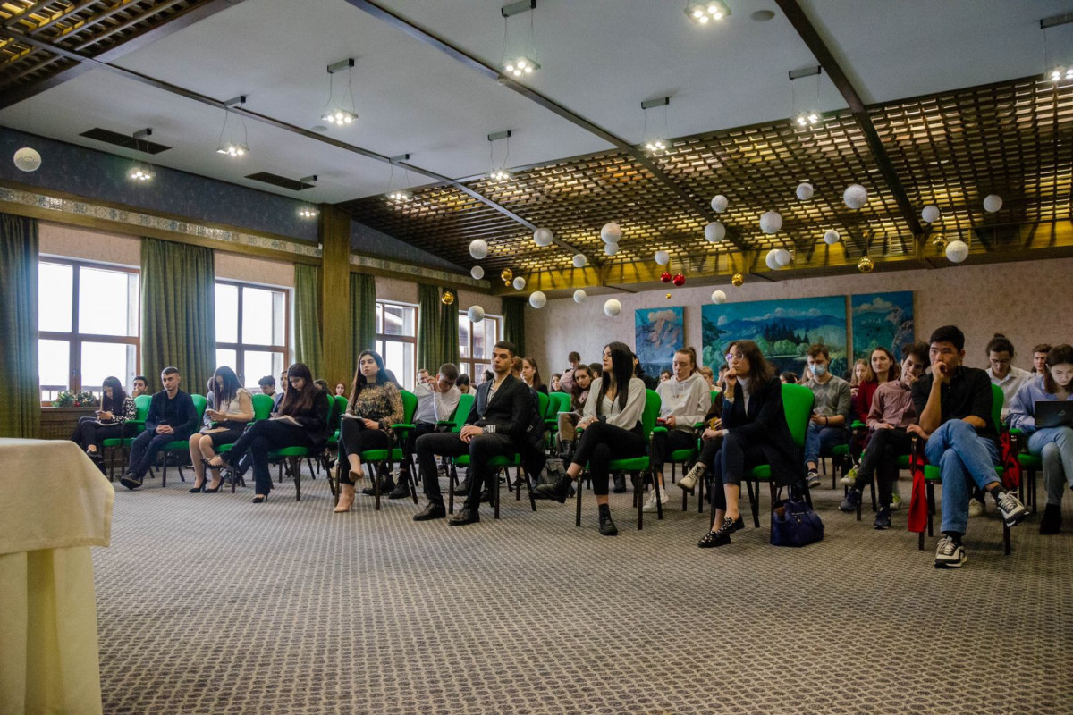 Состоялось открытие Зимней экошколы Азербайджанского молодежного объединения России