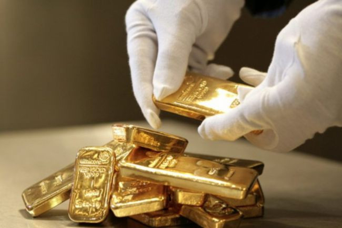 Цена золота достигла максимума с июня