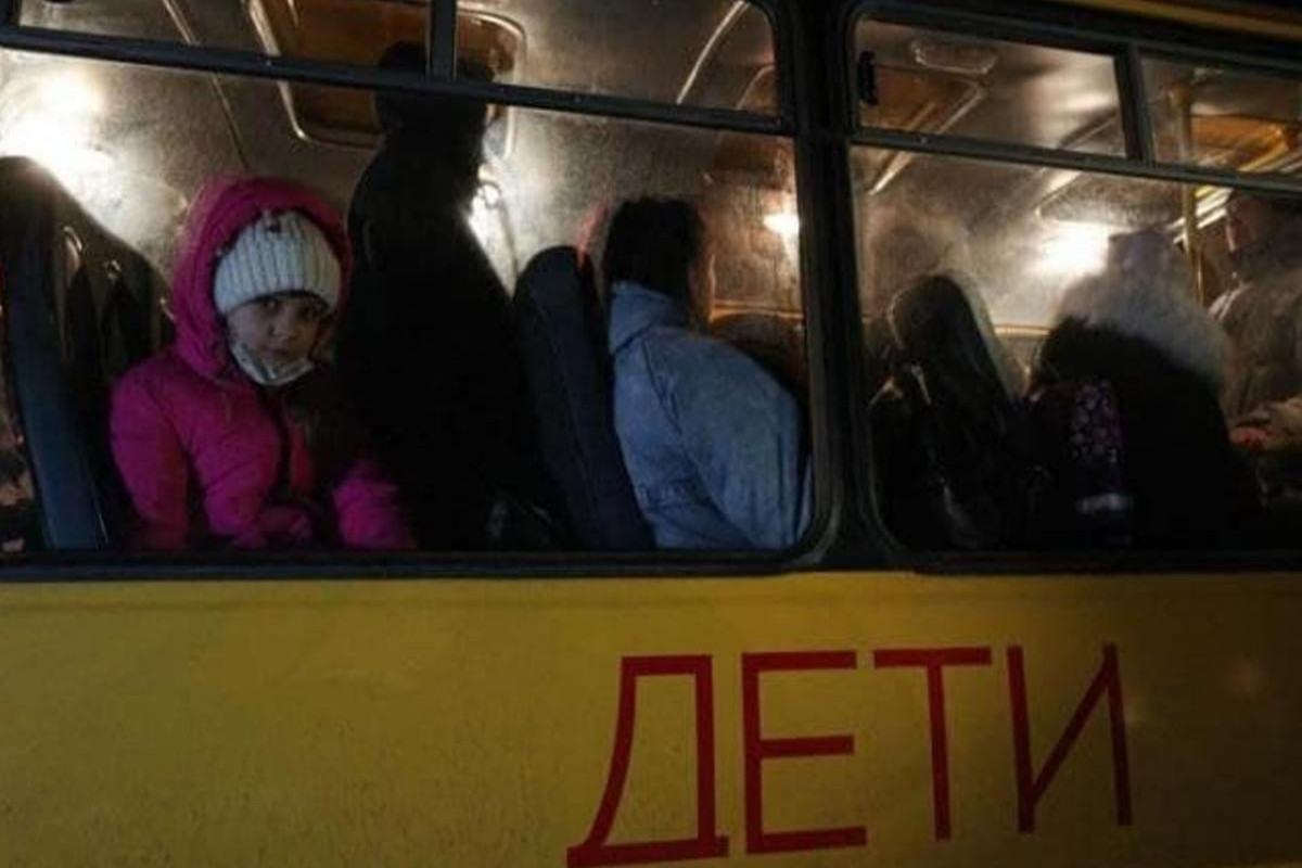 Украинская омбудсмен потребовала у своей российской коллеги предоставить помощь украинцам.