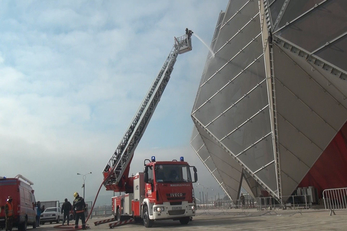 МЧС провело тренинг в комплексе «Baku Crystall Hall»