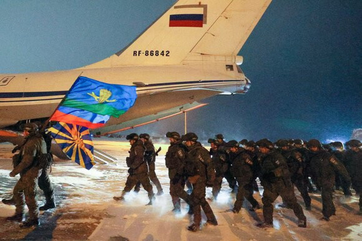 Первые российские миротворцы вернулись из Казахстана
