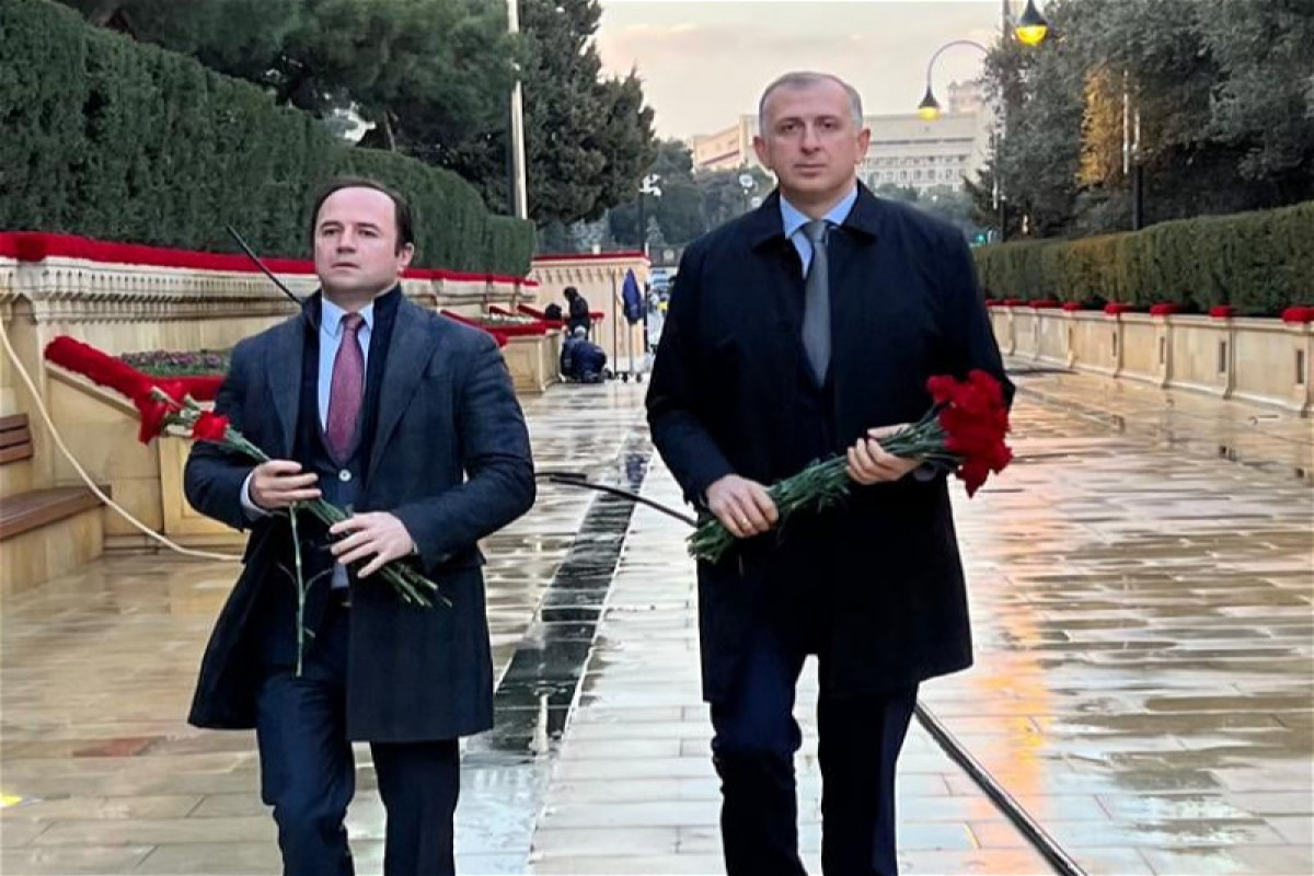 Посол Грузии в Азербайджане посетил Аллею шехидов