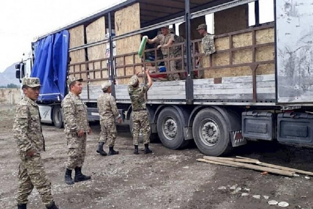 В Кыргызстане из приграничных с Таджикистаном сел эвакуировали более 24 тыс. жителей