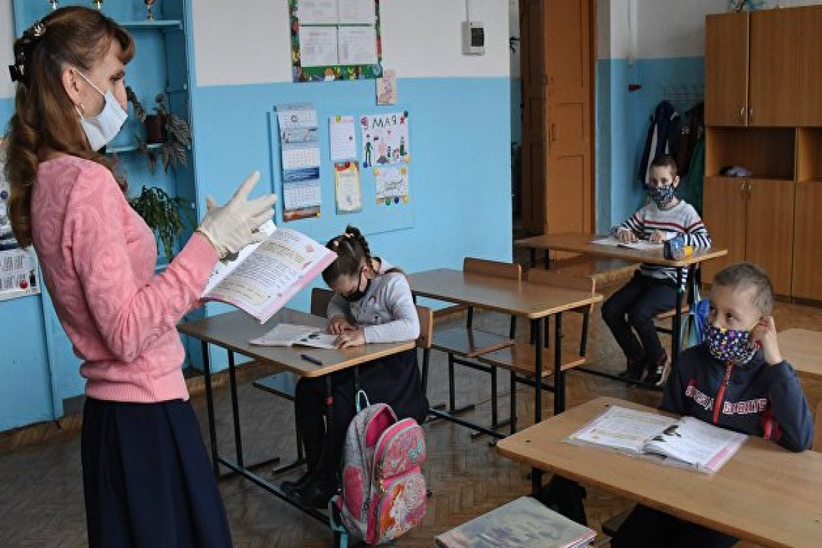 Италия выделит 200 млн евро на выплату зарплат украинским учителям