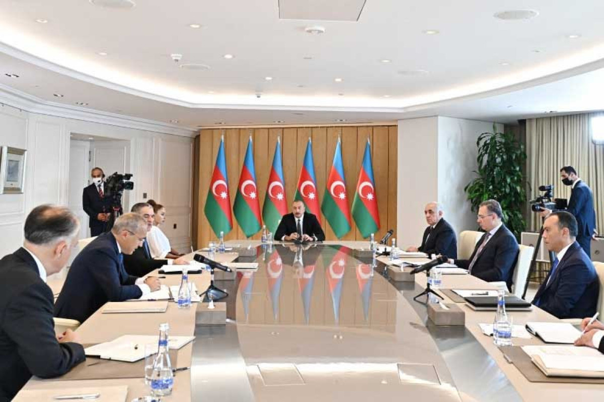 Совещание под председательством Президента Ильхама Алиева, посвященное итогам шести месяцев 2022 года