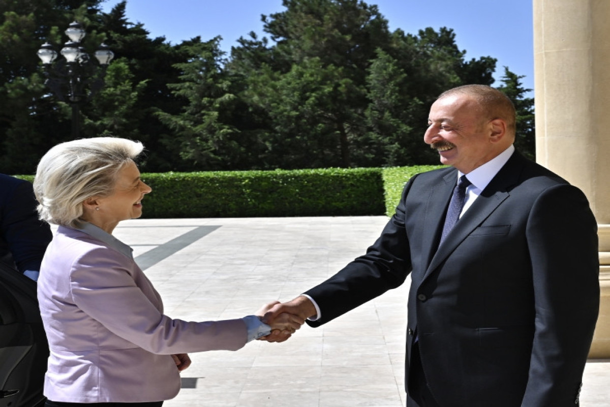 Урсула фон дер Ляйен, Президент Ильхам Алиев