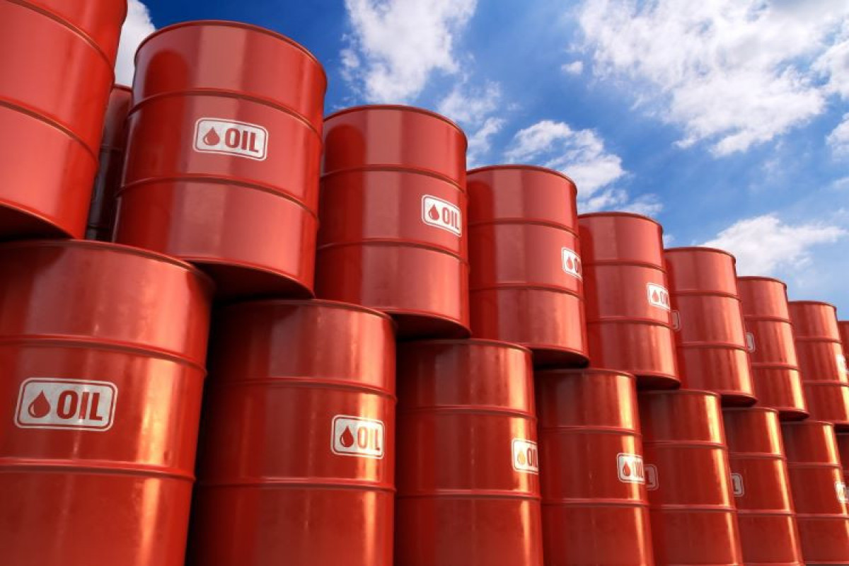 Азербайджанская нефть незначительно подорожала