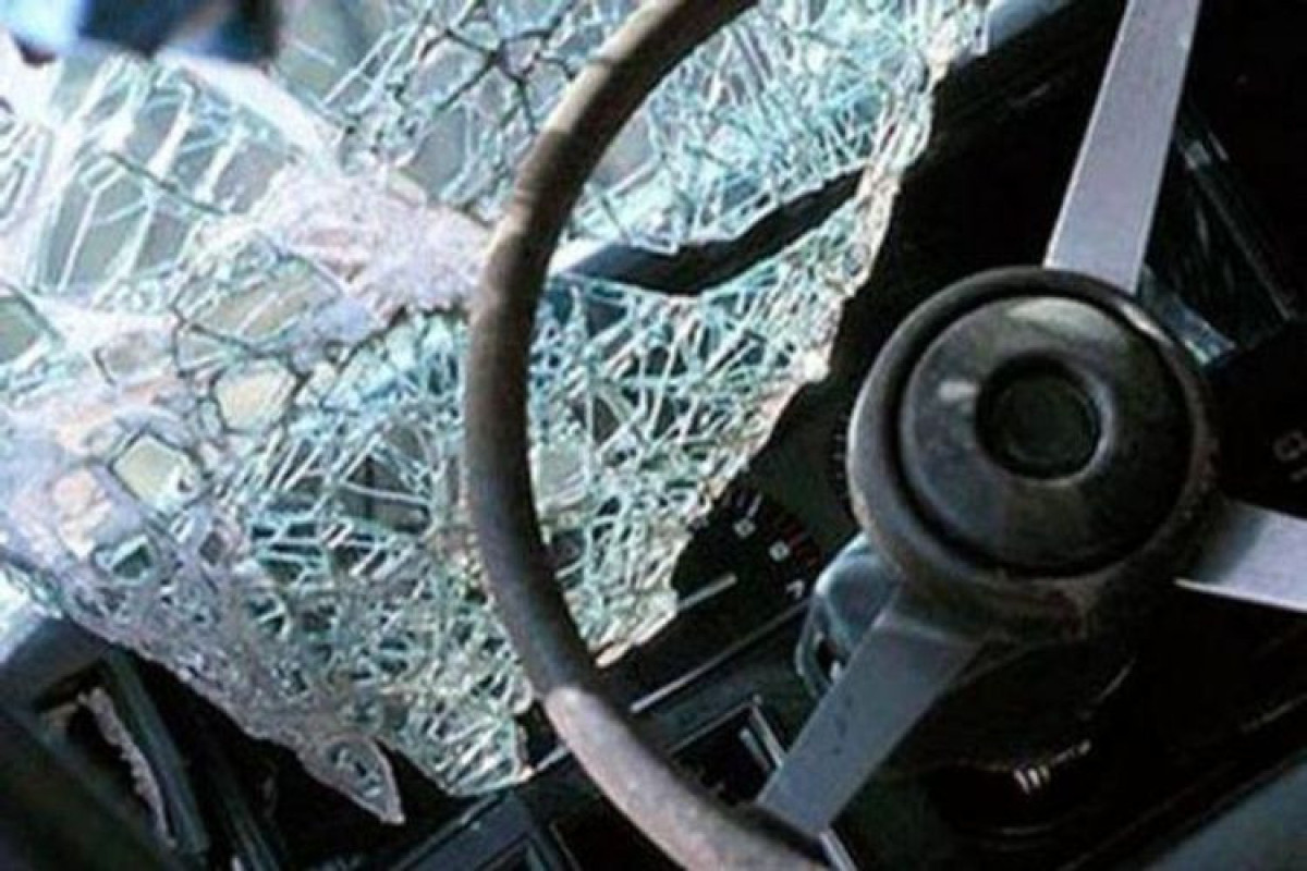 В Иране автобус перевернулся, пострадали 22 человека 
