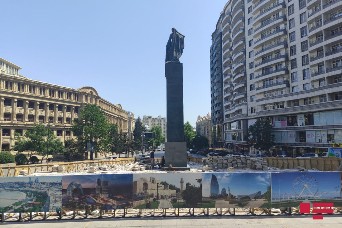 Благоустраивается территория вокруг памятника освобожденной женщине в Баку-ФОТО 