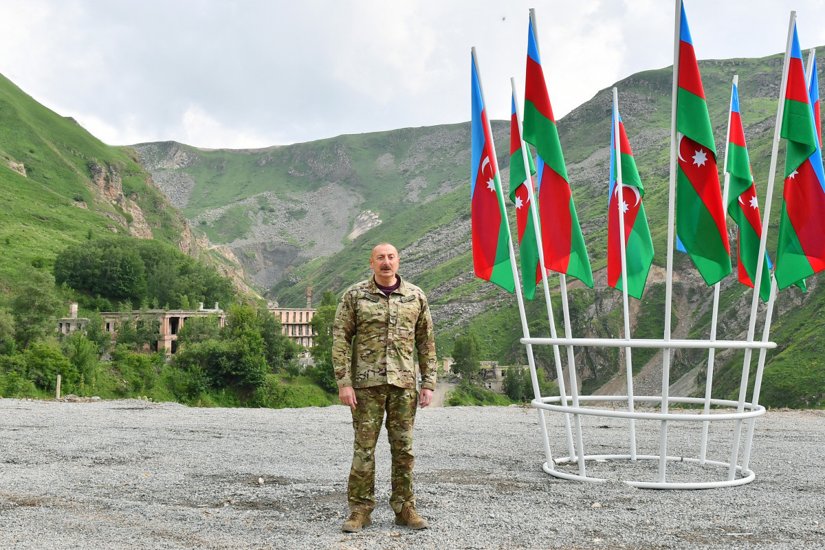 Президент Ильхам Алиев