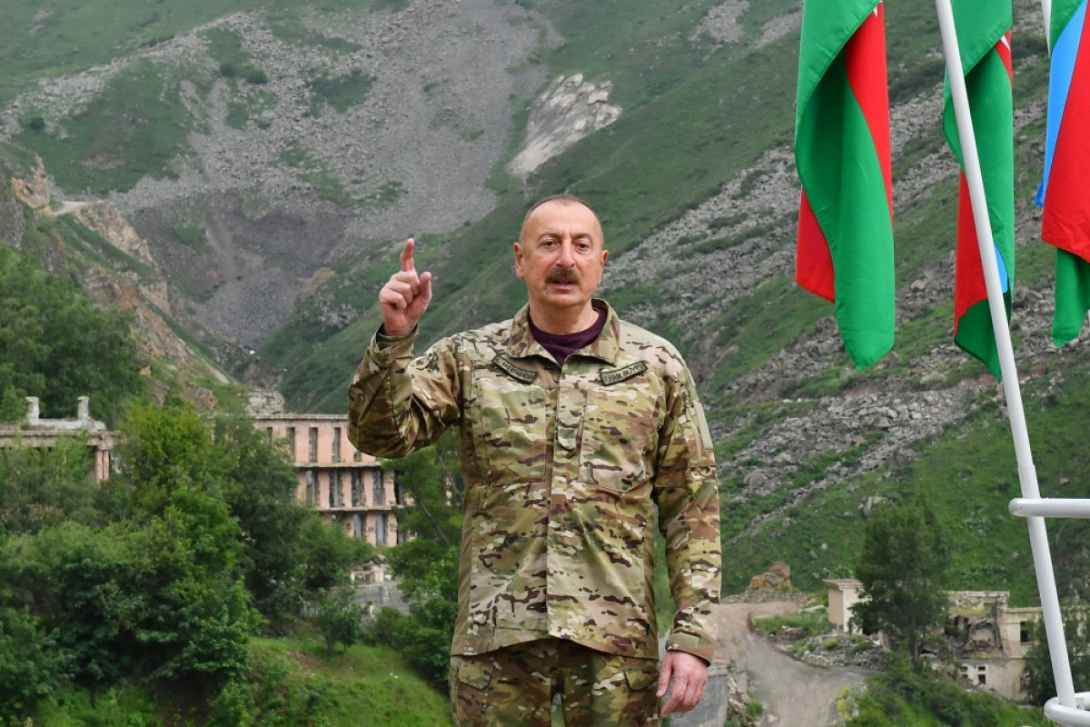 Президент Ильхам Алиев
