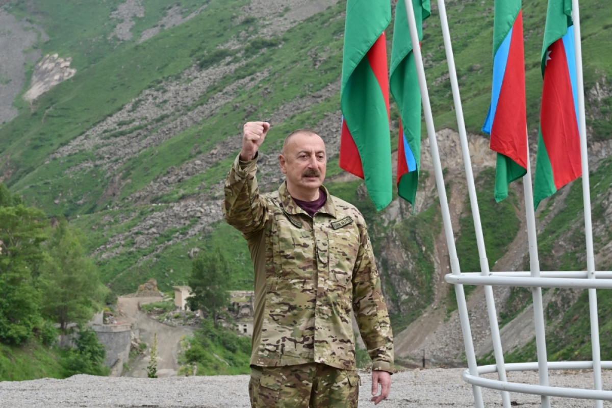 Президент Ильхам Алиев