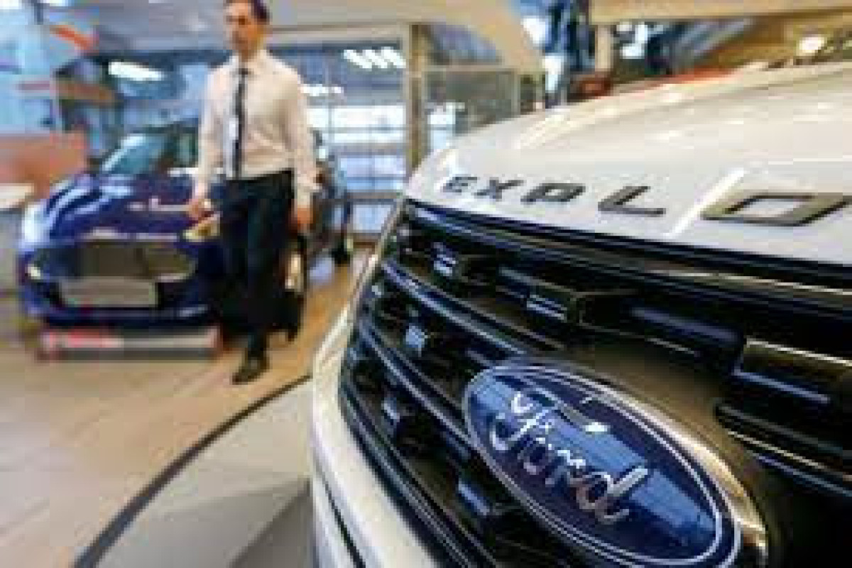 Ford приостанавливает деятельность в России