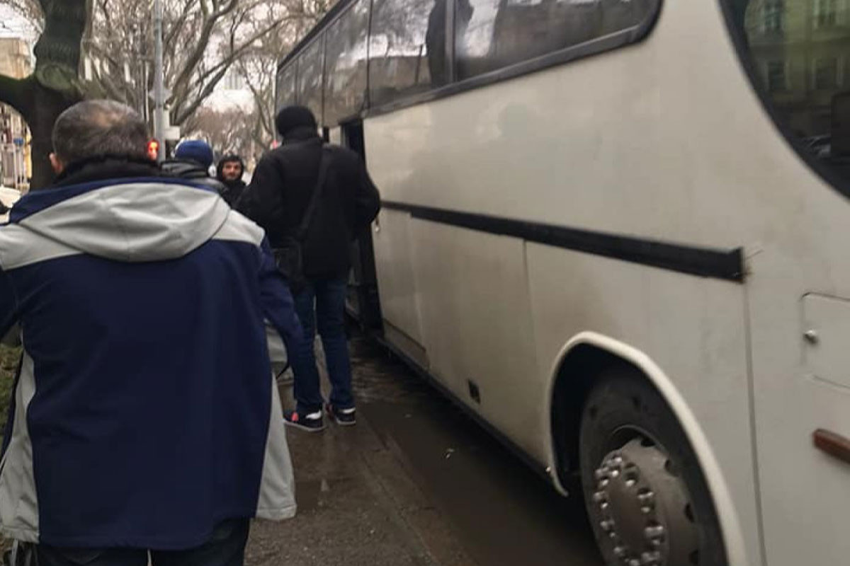 Из Одессы к молдавской границе отправлены еще 200 азербайджанцев 