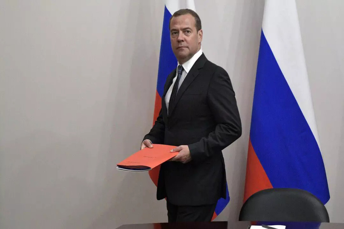 Дмитрий Медведев