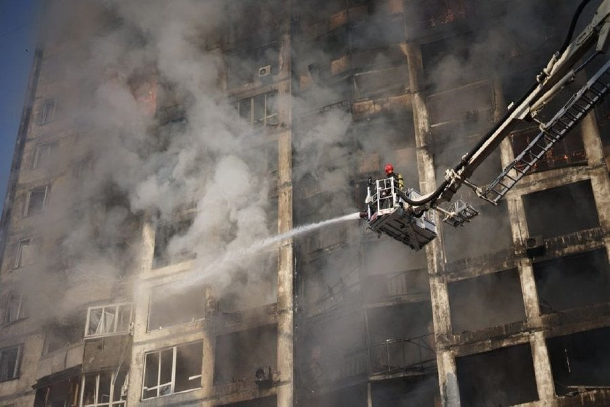 В Харькове из-под завалов извлекли тела 7 человек