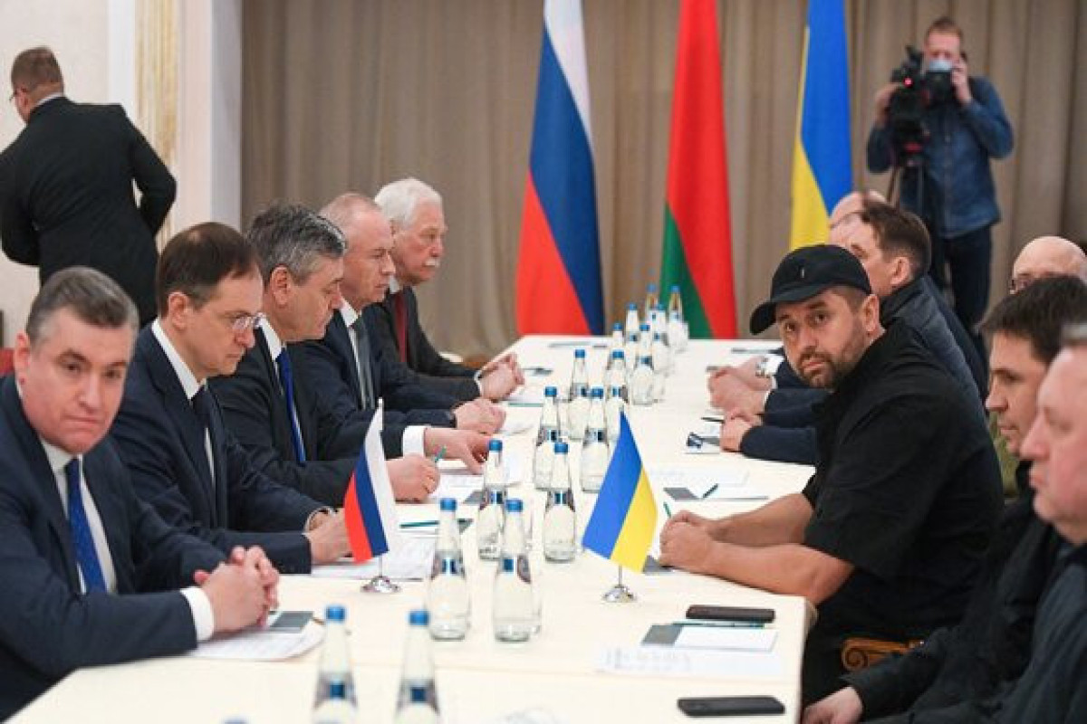 Подоляк: Украинско-российские переговоры продолжатся завтра