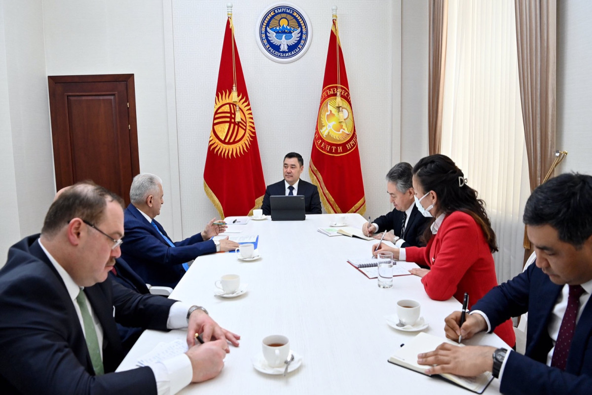 Президент Кыргызстана Садыр Жапаров принял председателя Совета старейшин организации тюркских государств Бинали Йылдырыма