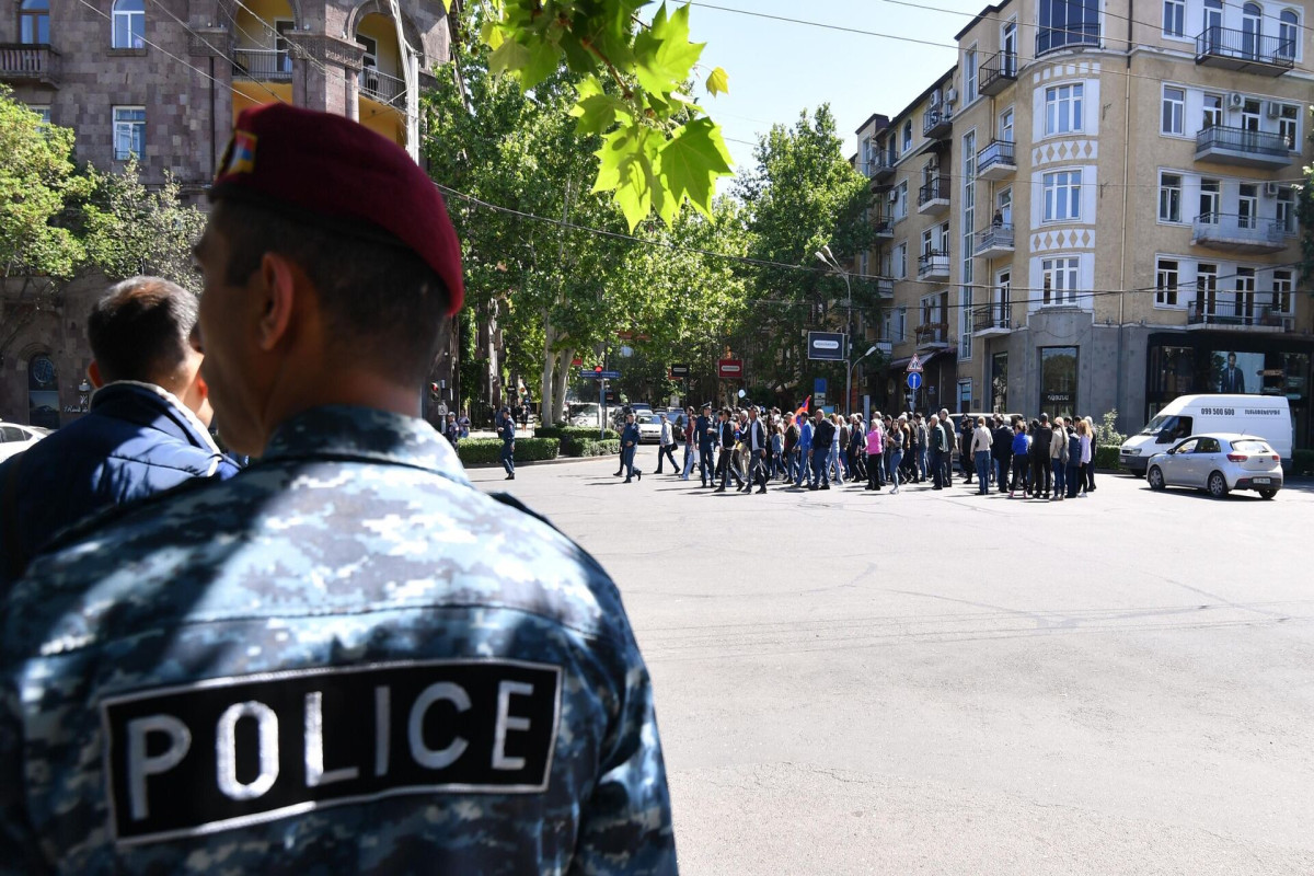 В Ереване возобновились акции протеста