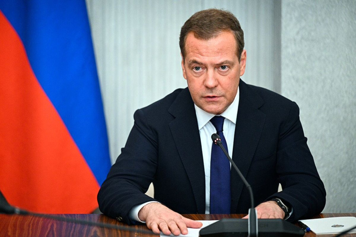 Дмитрий Медведев
