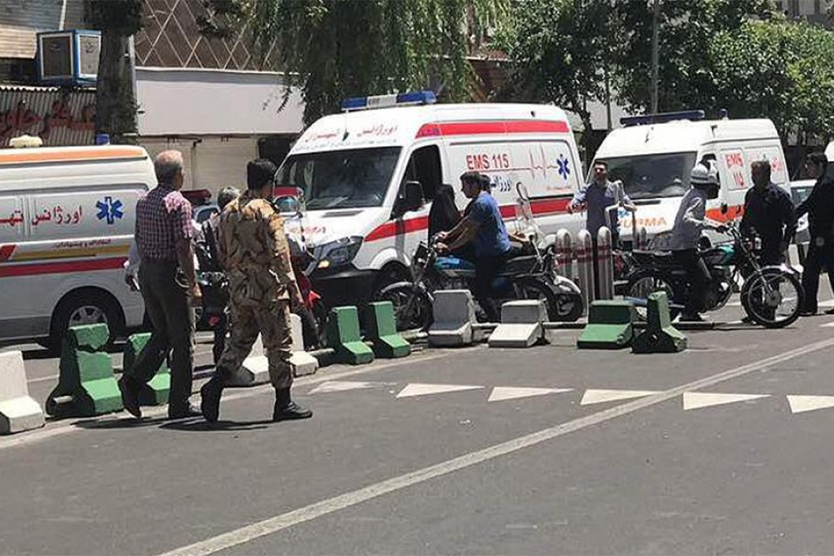 В Иране в результате теракта погибли пять человек, еще 15 ранены-ОБНОВЛЕНО 