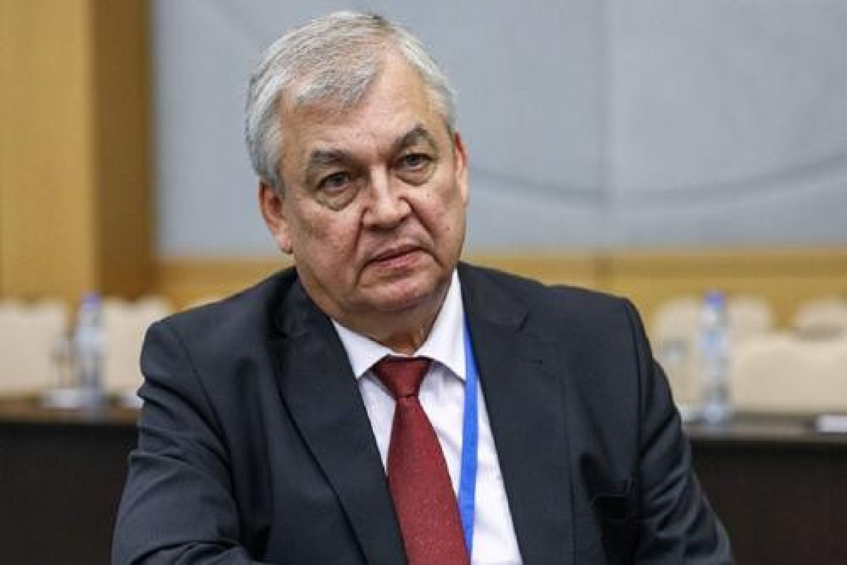 Александр Лаврентьев