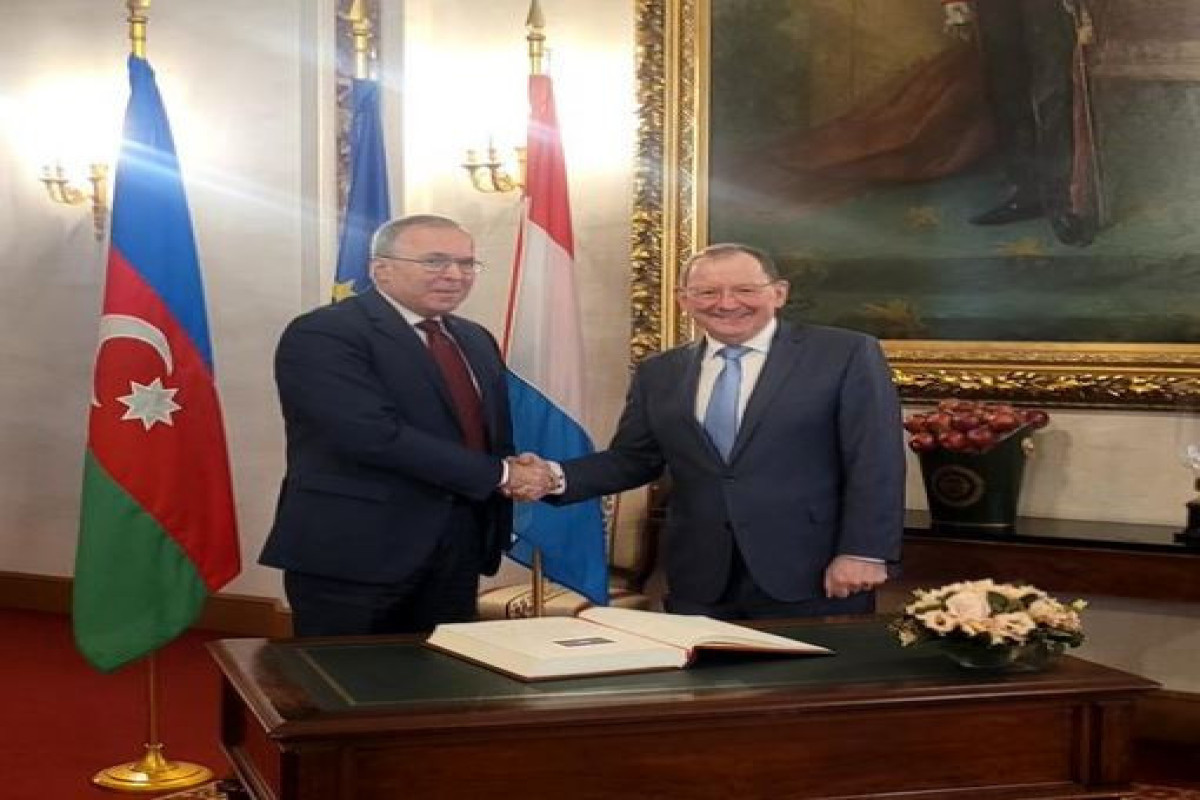 Вагиф Ахундов, Фернанд Этген