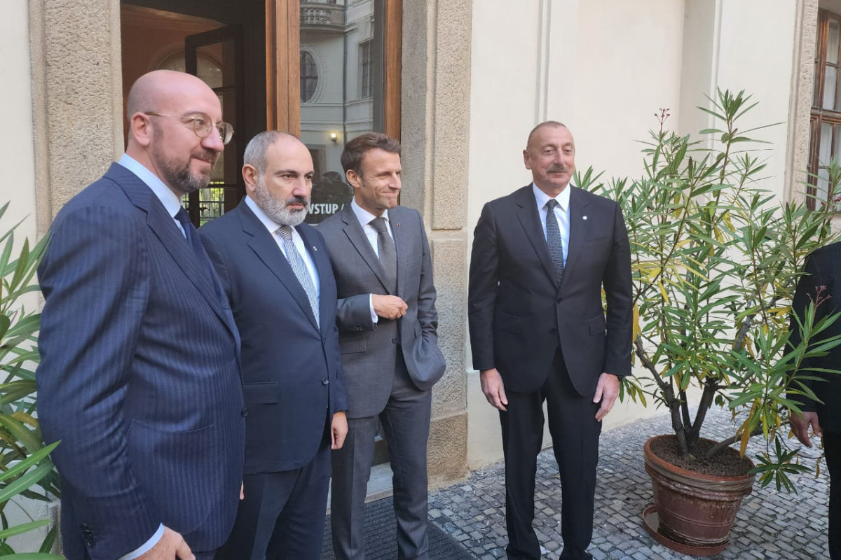 В Праге началась встреча лидеров Азербайджана, ЕС, Франции и Армении
