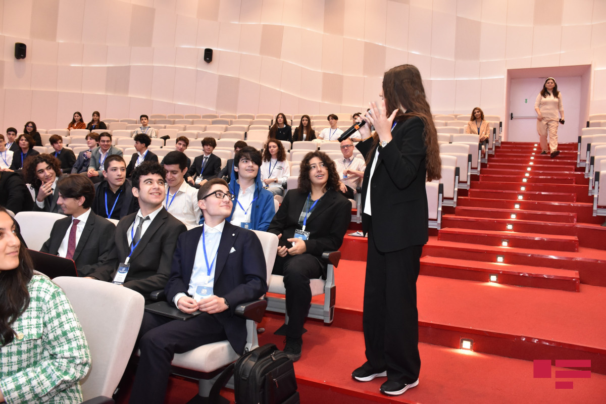 В Европейской азербайджанской школе состоялась конференция «Модель ООН»