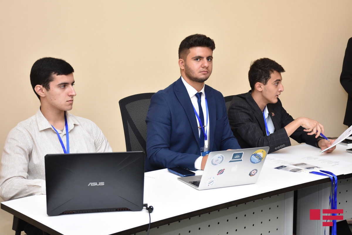 В Европейской азербайджанской школе состоялась конференция «Модель ООН»
