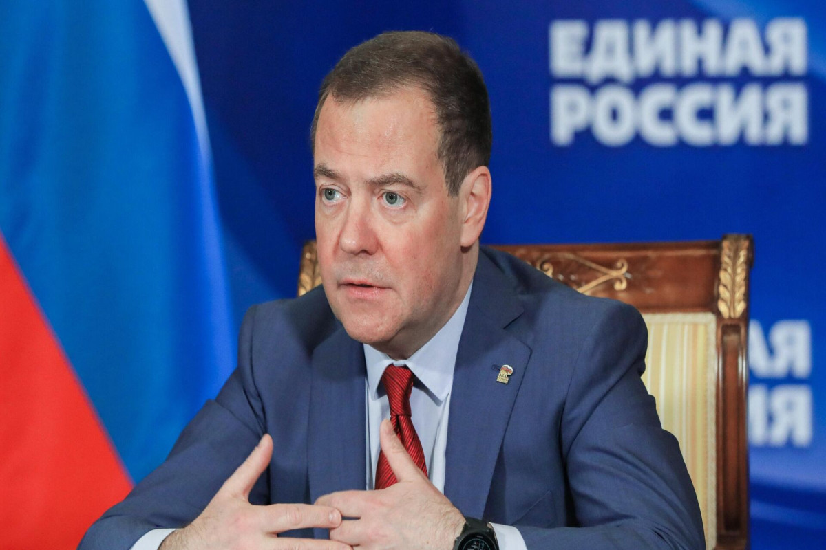 Дмитрий Медведев