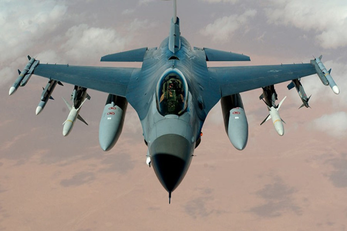 Украина просит у США Atacms, F-15 и F-16